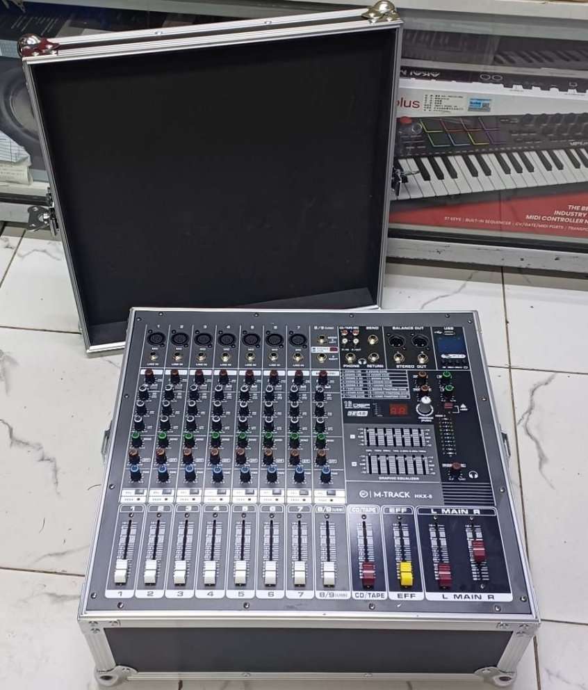 Mtrack HKX-12 12-channel USB BT Power Flight Case Mixer.