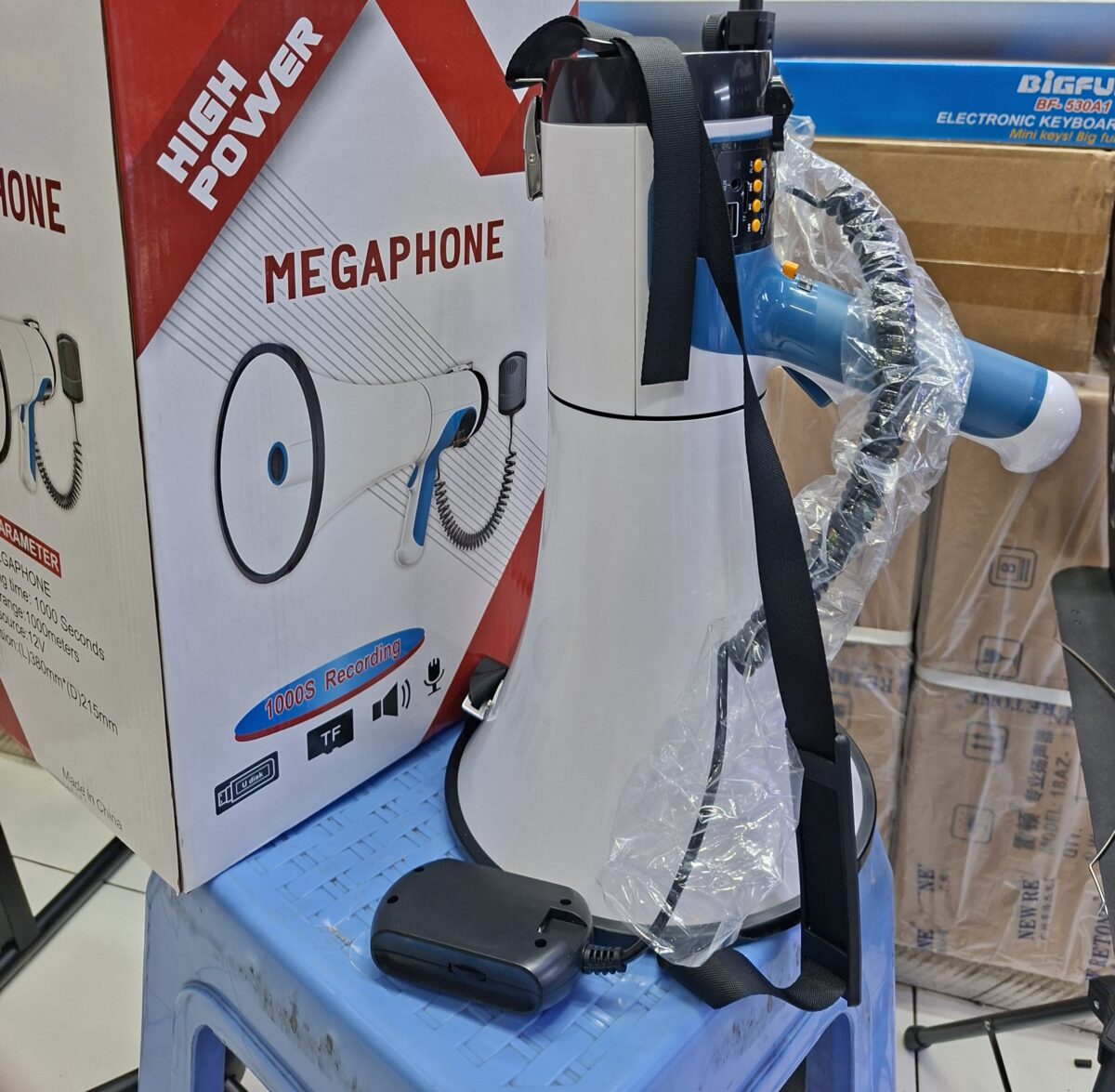 High Power Professional Handheld Megaphone with Bluetooth and 1000s Recording